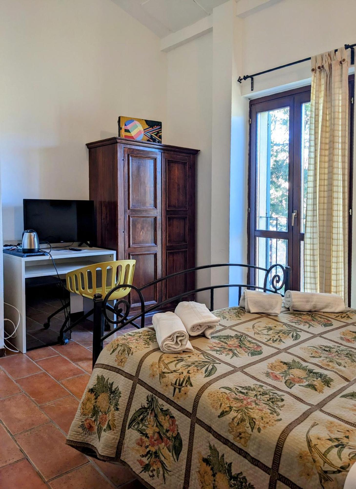 La Cittadella Dei Monti Sibillini Guest House Montemonaco Luaran gambar